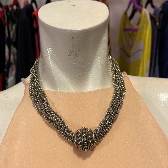 Vintage Metal Necklace Silver - Picture 4 of 6